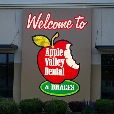 Eagle Signs Apple Valley Dental Square